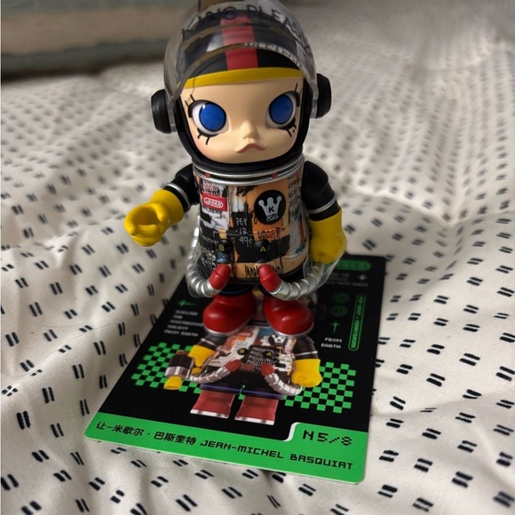 POP MART Other - : : POP MART MEGA SPACE MOLLY JEAN-MICHEL BASQUIAT : :